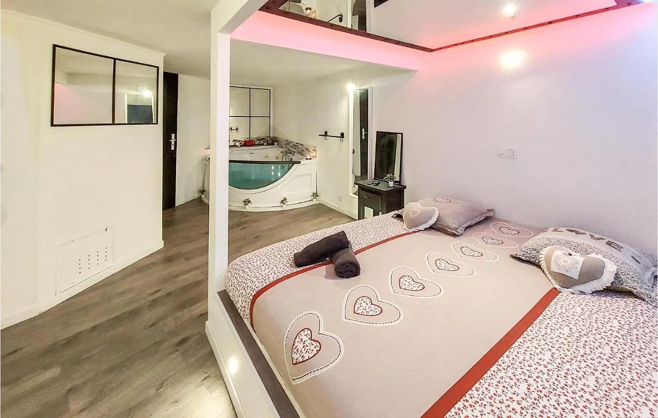 Gorgeous Apartment In Saint-Bonnet-Le-Chatea 0*, Saint-Bonnet-le-Chateau France